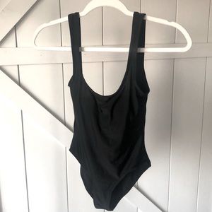 Swimsuit/bodysuit